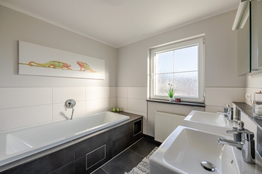 Badewanne mit Himmelsblick Einfamilienhaus Falkensee