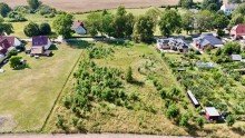 Luftbild vom Feld Gro�artiges Baugrundst�ck mit herrlichem Gr�nblick+ guter Infrastruktur zu kaufen. K�hnel Immobilien