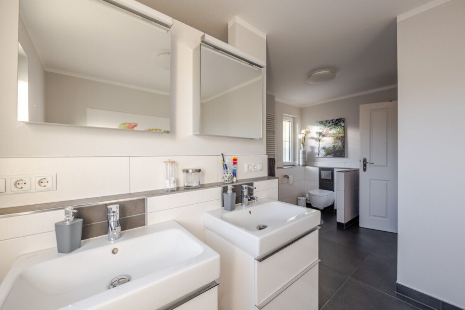 Doppelwaschtisch im Badezimmer Einfamilienhaus Falkensee