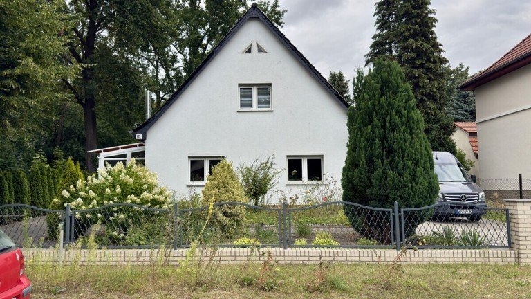 Hausansicht Dallgow-D�beritz Einfamilienhaus Saniertes Einfamilienhaus mit traumhaftem Grundst�ck in Top-Lage Dallgow-D�beritz bei Berlin!