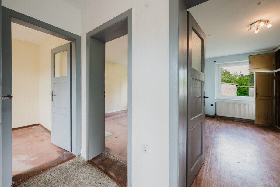 Flurblick in die Zimmer Doppelhaush�lfte Schorfheide