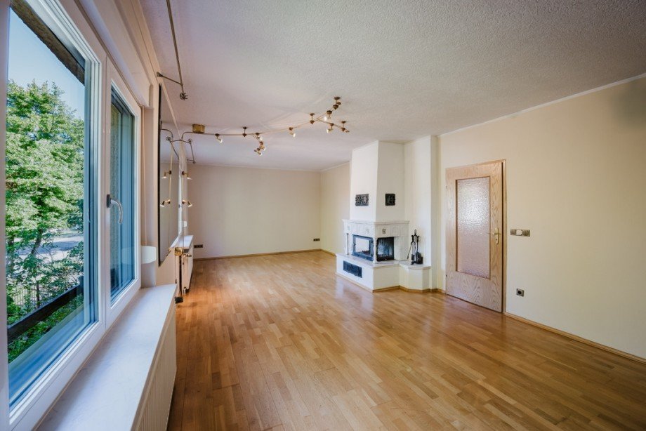 Wohnbereich mit Kamin Einfamilienhaus Bernau bei Berlin