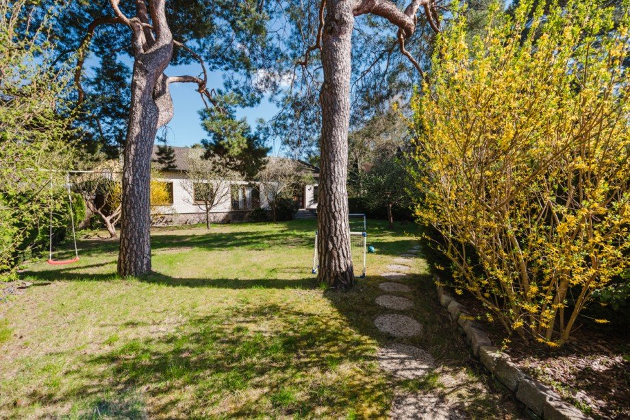 Garten hinten Einfamilienhaus Berlin / Mahlsdorf