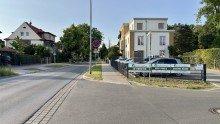 Stra�enansicht Gewerbe/ Praxis in ansprechender Neubau- Villa zu vermieten, barrierefrei & provisionsfrei!