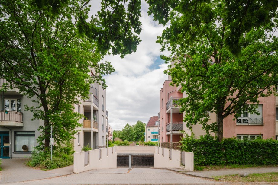 Tiefgarage Einfahrt Etagenwohnung Werneuchen / Seefeld