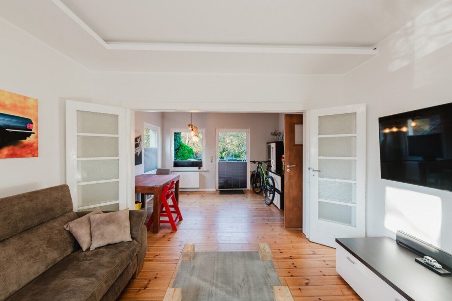 Blick vom Wohn- zum Esszimmer Einfamilienhaus Stahnsdorf