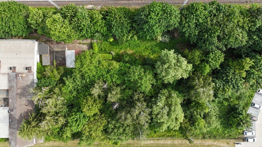 Luftbild mit angrenzendem Grundst�ck Wohngrundst�ck Bernau bei Berlin