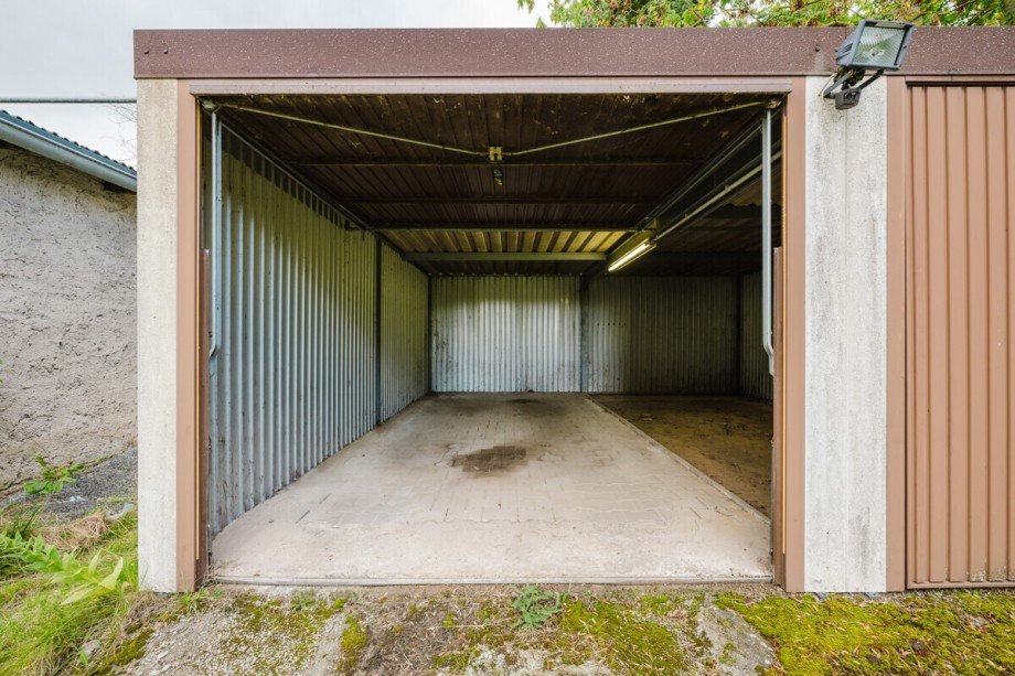 Doppelgarage mit Strom und Licht Doppelhaush�lfte Schorfheide