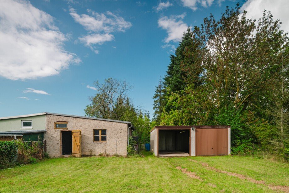 Gartenblick hinten Doppelhaush�lfte Schorfheide